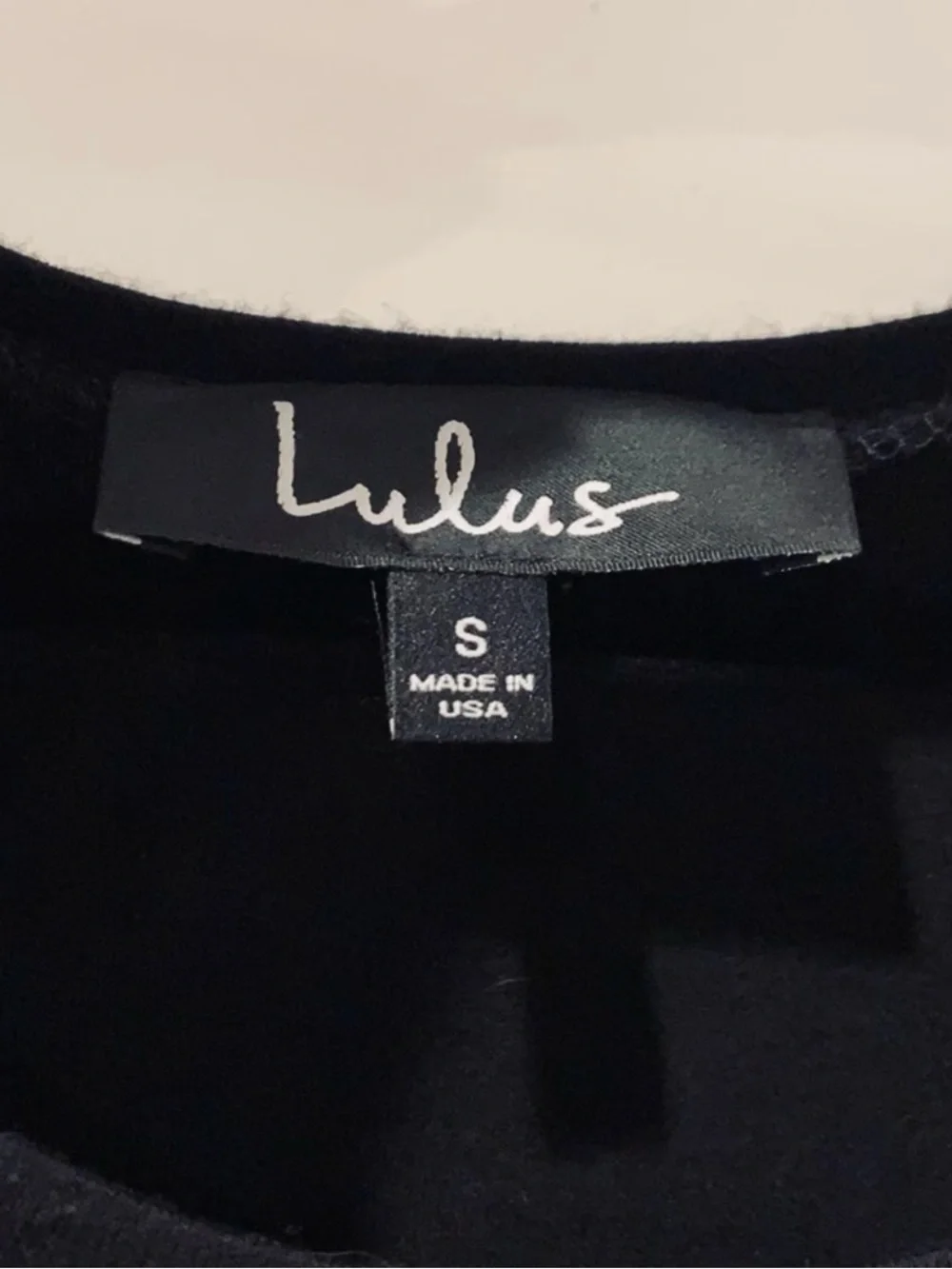 Lulu's Black Short-Sleeve Side-Slit Crewneck Top
Long length - Picture 5 of 5